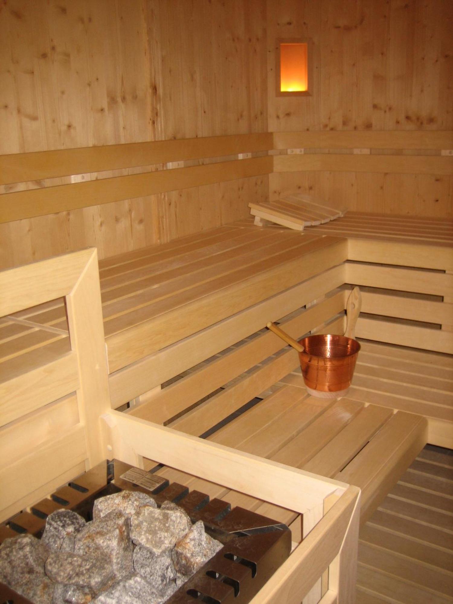 Garni - Appartement Neumairhof Rasun di Sopra Exterior foto