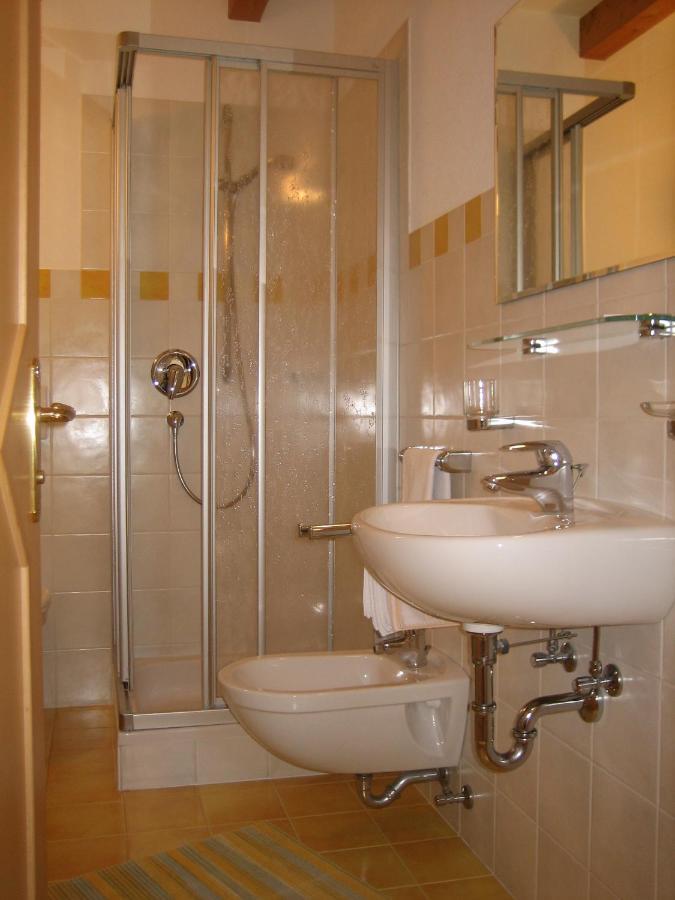 Garni - Appartement Neumairhof Rasun di Sopra Habitación foto